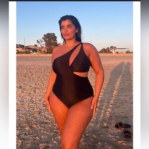 BRAND NEW ONE PEICE SWIMSUIT